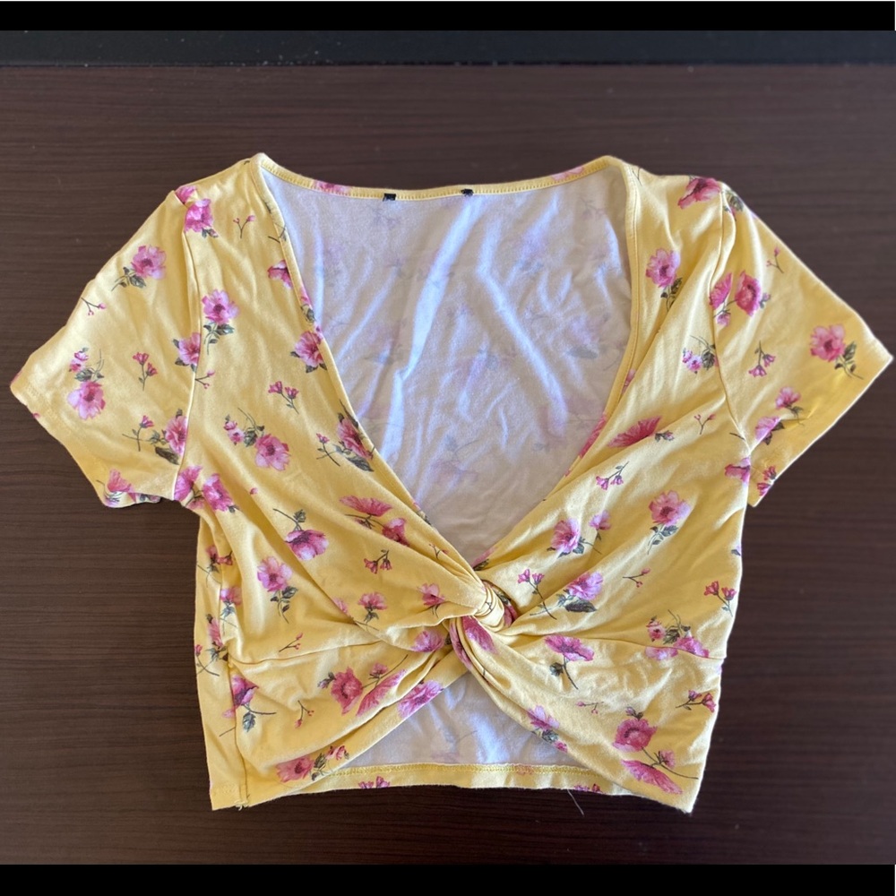 Crop top